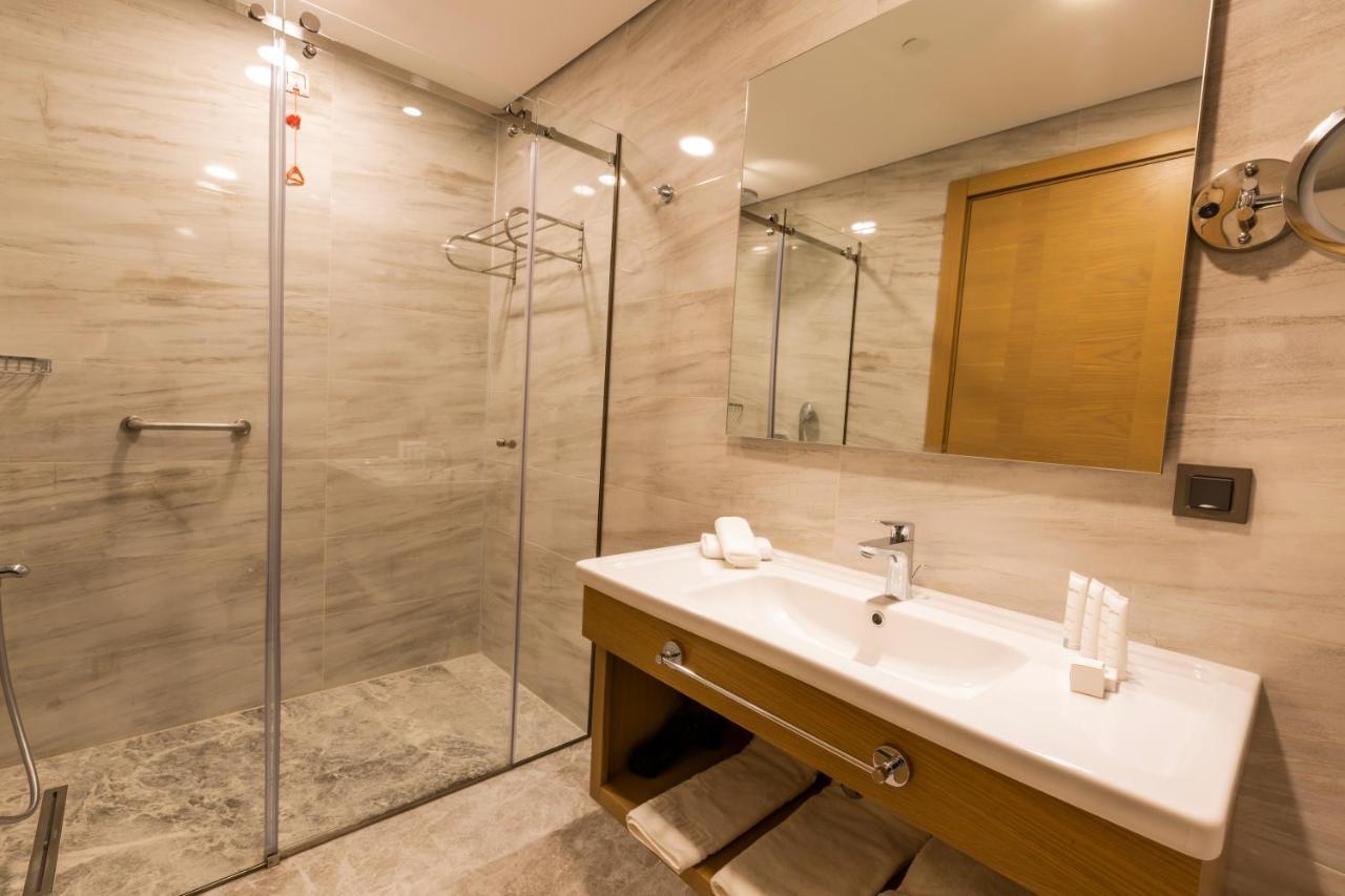 Radisson Hotel Istanbul Harbiye Luaran gambar