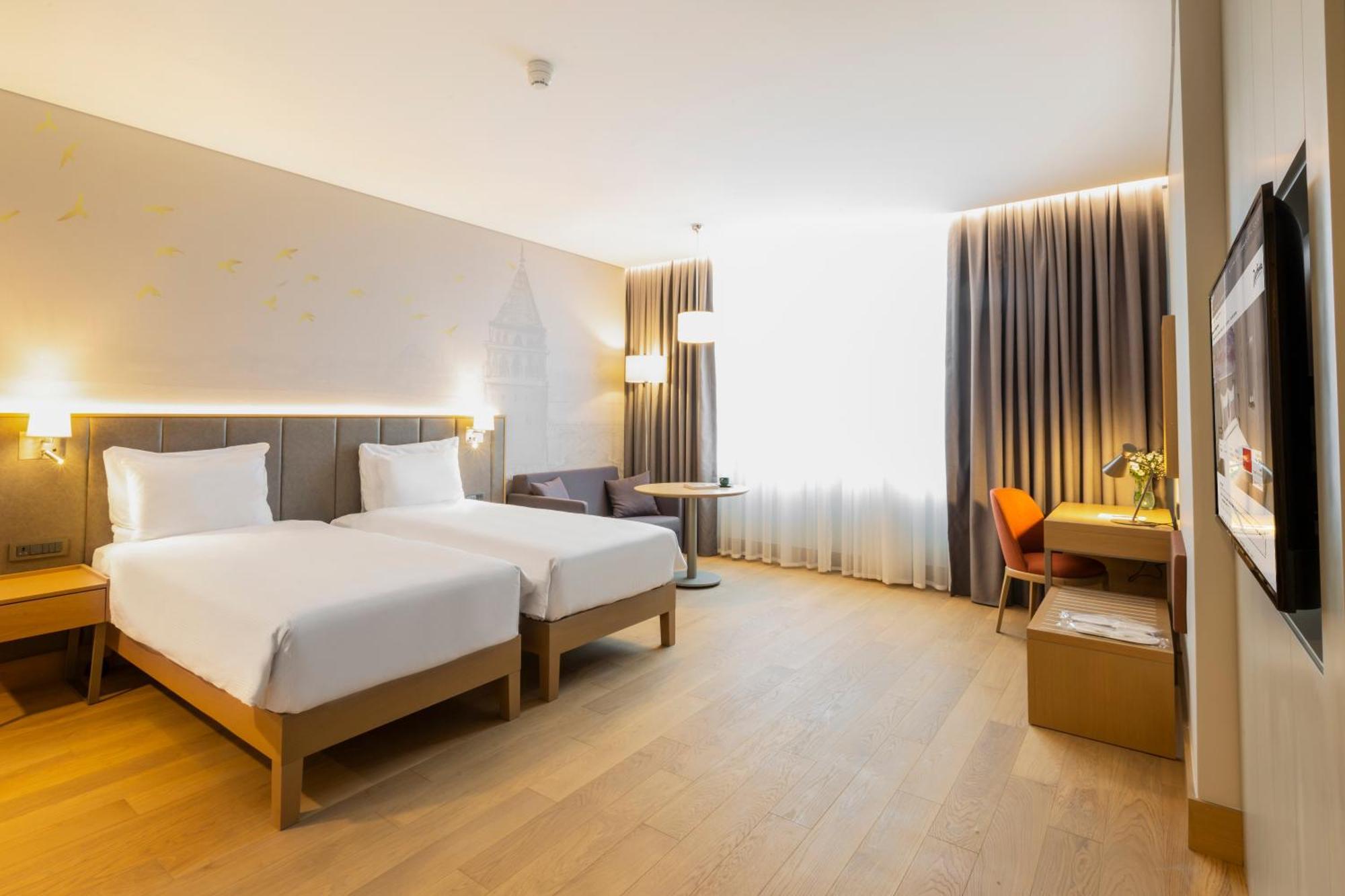 Radisson Hotel Istanbul Harbiye Bilik gambar
